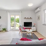 בית נופש Amazing In Trget
