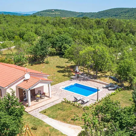 Holiday home Gorgeous In With Wifi *